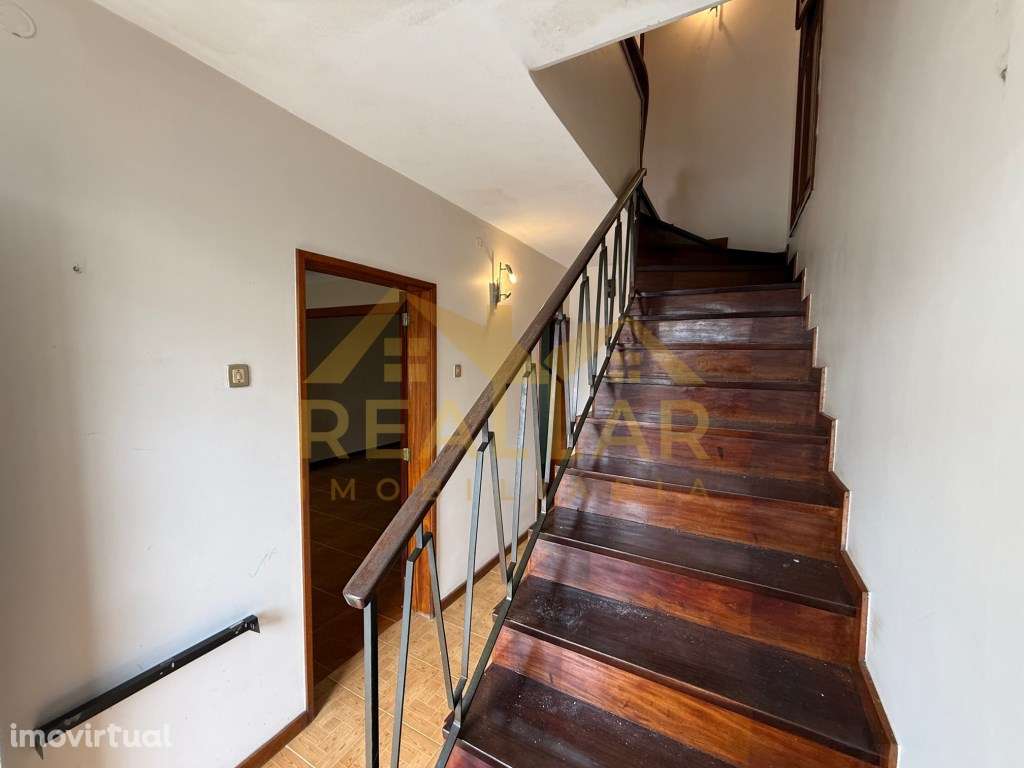 Moradia em Banda T5 para Restauro no Centro de Vila do Conde - Grande imagem: 5/28