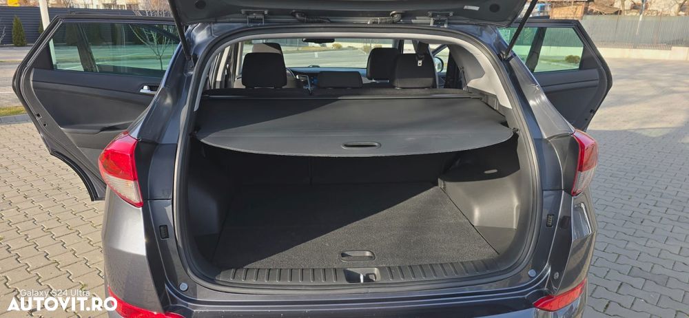 Hyundai Tucson 2.0 CRDI 4WD Advantage - 13