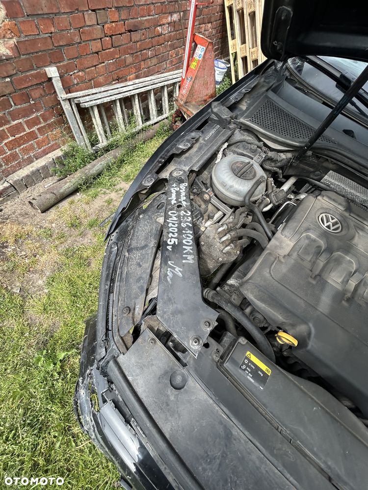 Volkswagen Passat 2.0 TDI BMT Comfortline DSG - 23