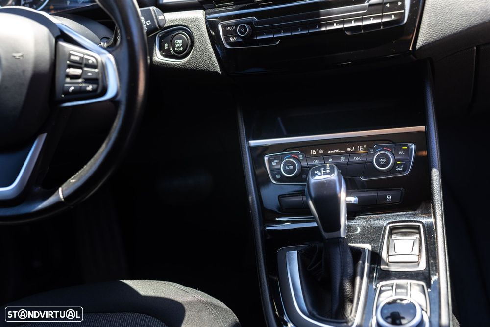 BMW 216 Active Tourer d Advantage Auto - 53