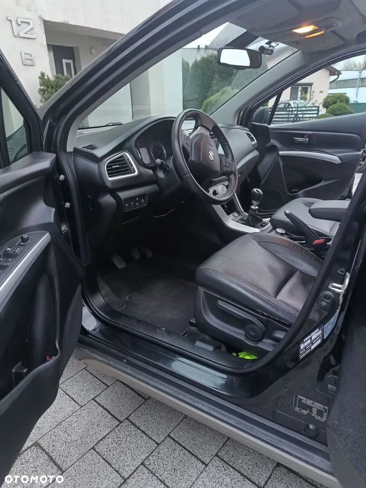 Suzuki SX4 S-Cross 1.6 DDiS Elegance 4WD - 15