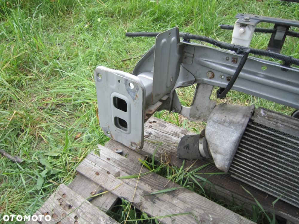 Pas przedni kompletny Mitsubishi Outlander II - 9