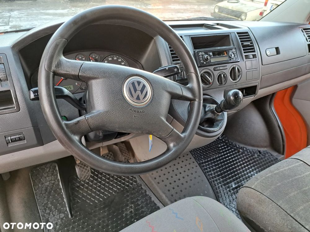 Volkswagen T5 - 5