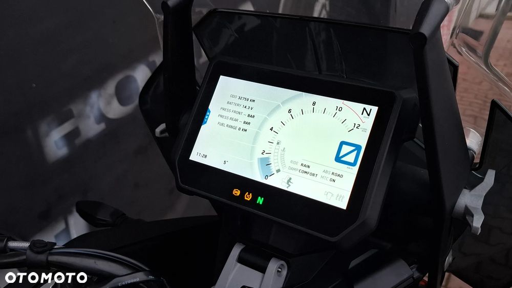 KTM Super Adventure - 16