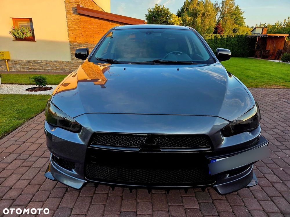 Mitsubishi Lancer - 9