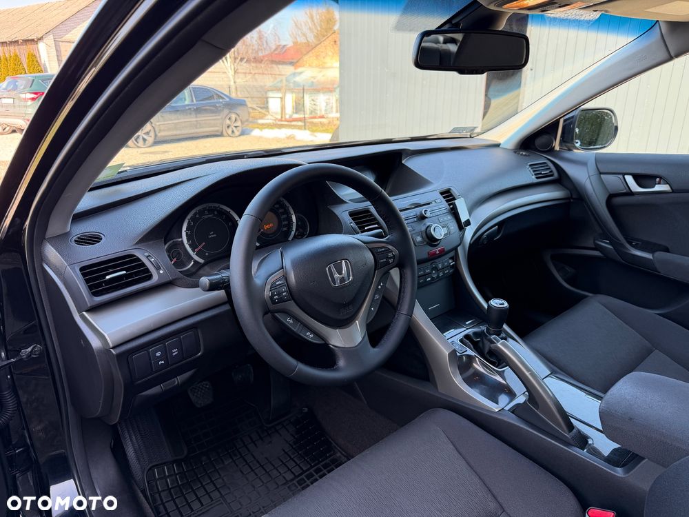 Honda Accord 2.0 Lifestyle - 15