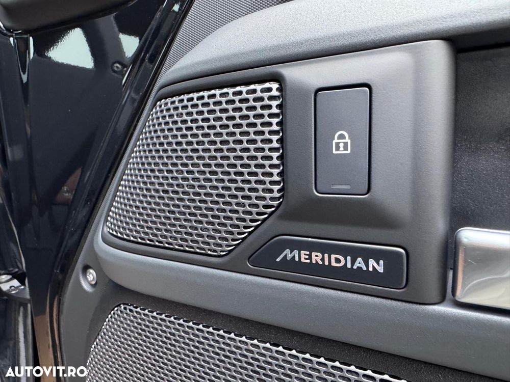 Land Rover Defender 110 3.0 P400 MHEV X - 20