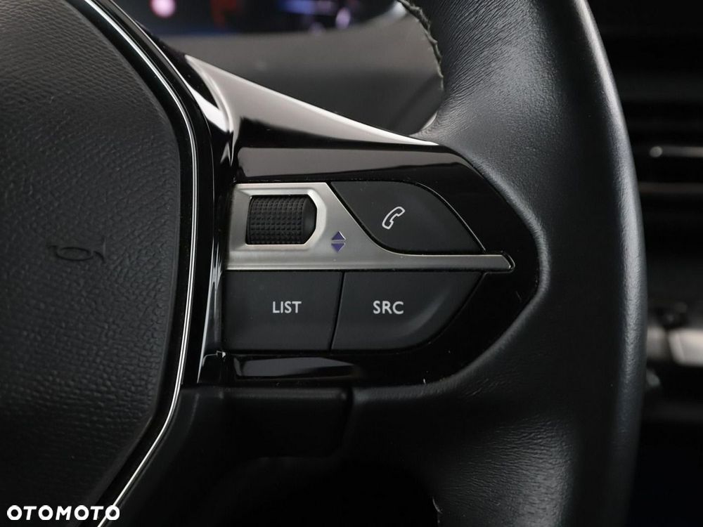 Peugeot 3008 1.2 PureTech Allure Pack S&S - 31