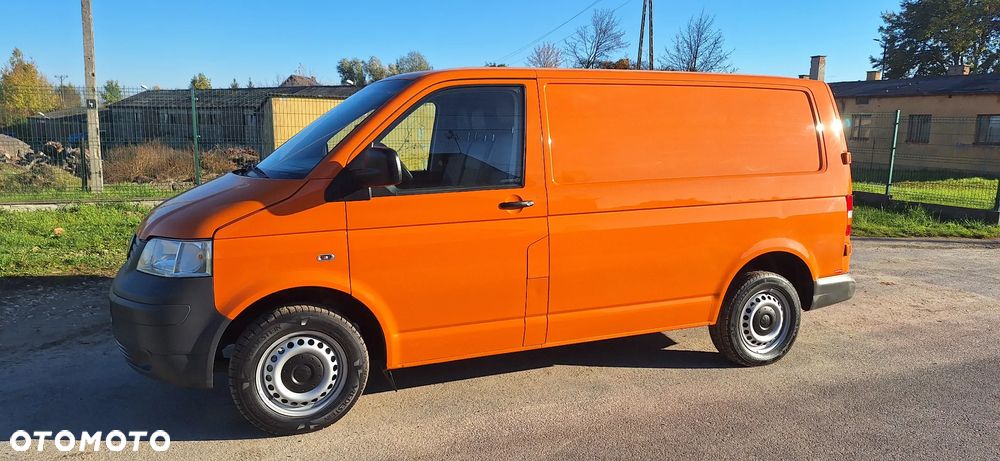 Volkswagen Transporter T5 - 1