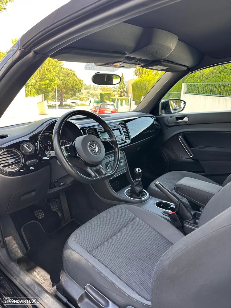 VW New Beetle Cabriolet 1.6 TDI BlueMotion - 11