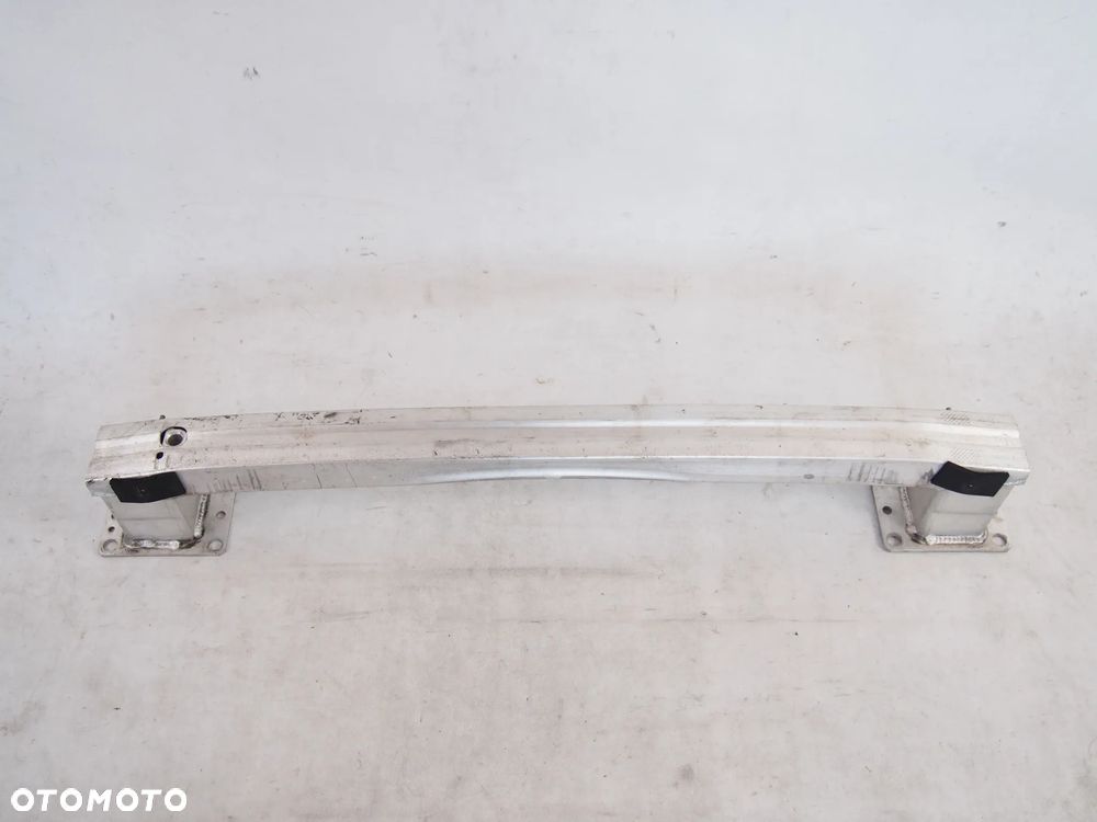 Peugeot 308 08r Belka zderzak przod przednia 2008