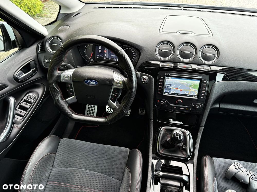 Ford S-Max - 27
