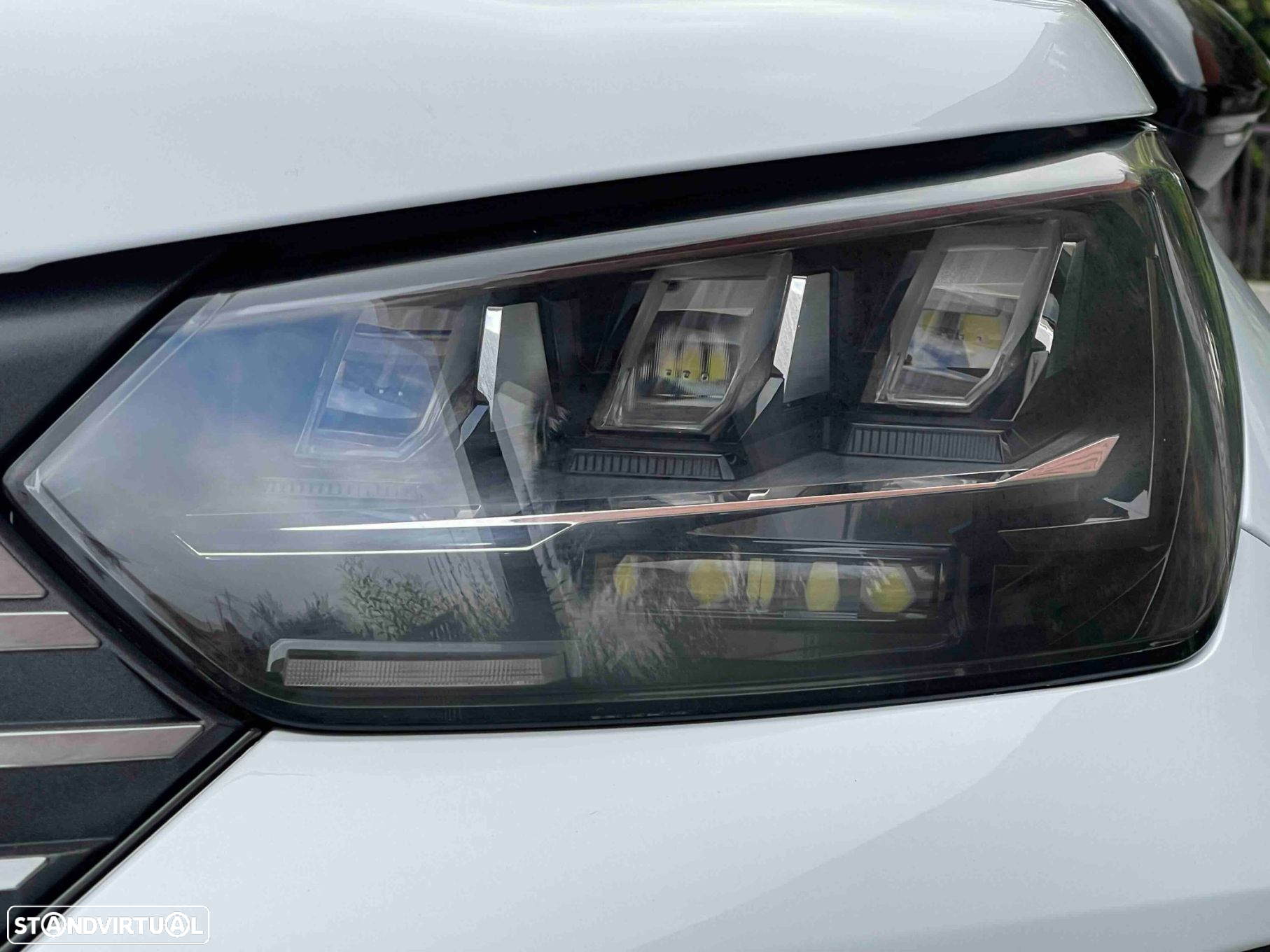Peugeot 2008 1.2 PureTech GT EAT8 - 17