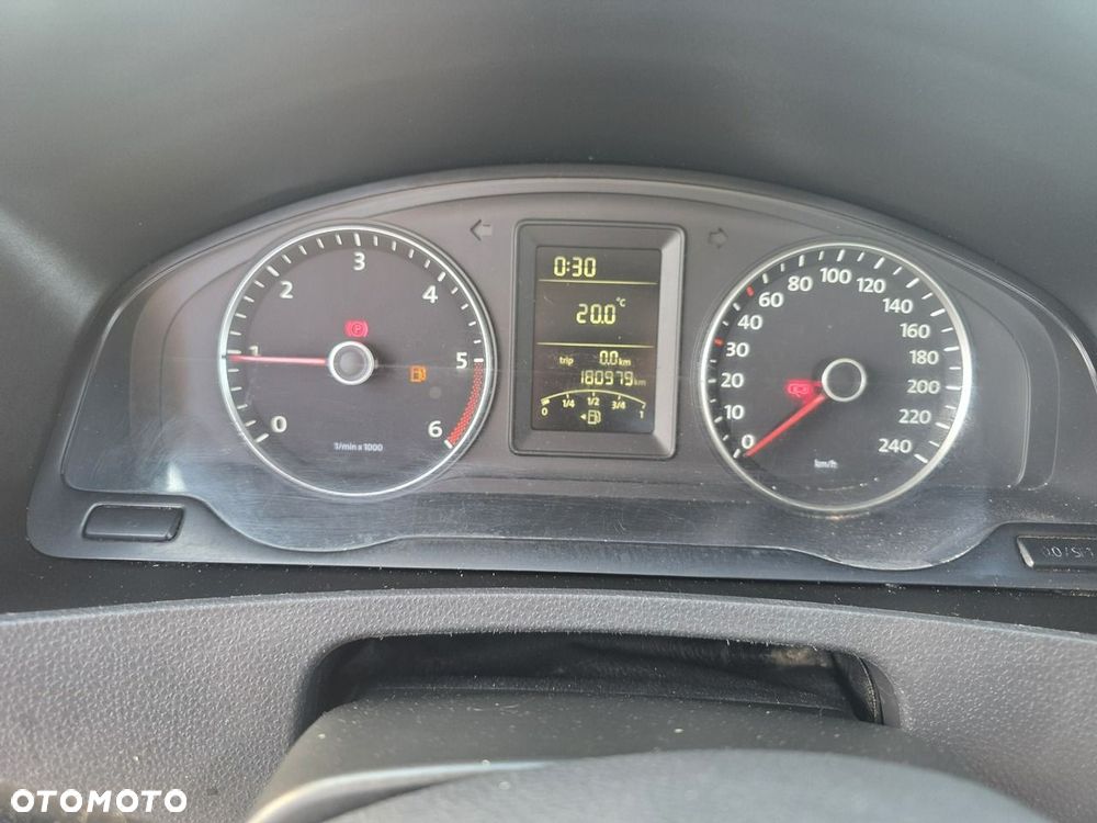 Volkswagen Transporter - 14