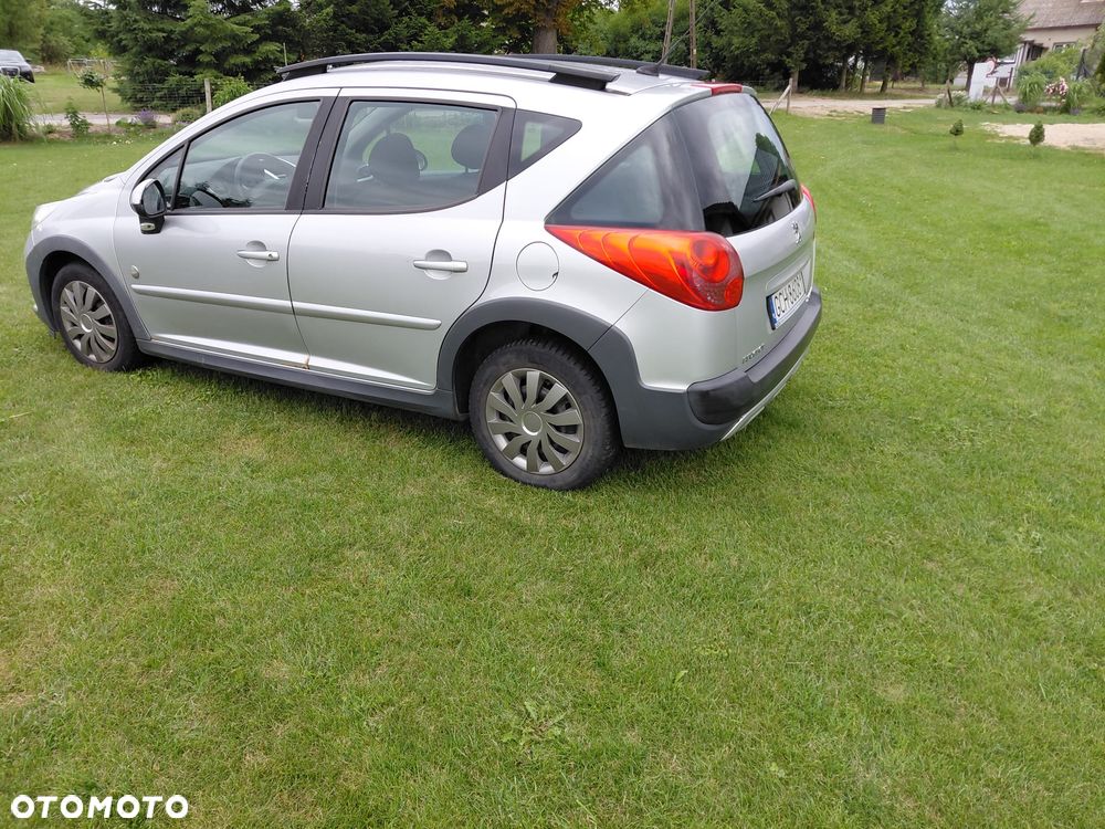 Peugeot 207 1.4 Trendy - 6