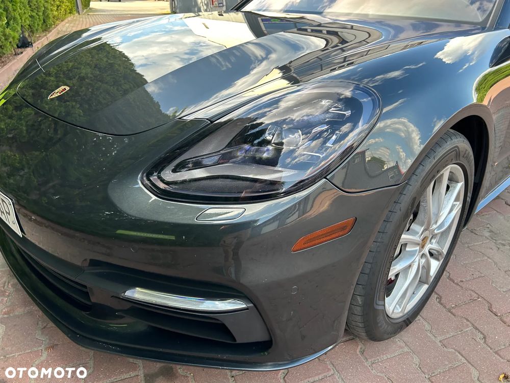 Porsche Panamera 4 - 26