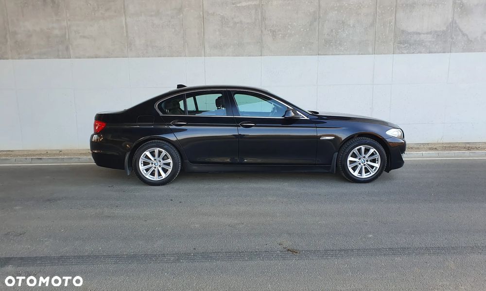 BMW Seria 5 520d Sport-Aut - 8