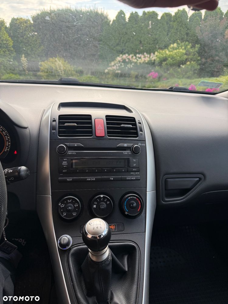 Toyota Auris 1.4 D-4D Luna EU5 - 10