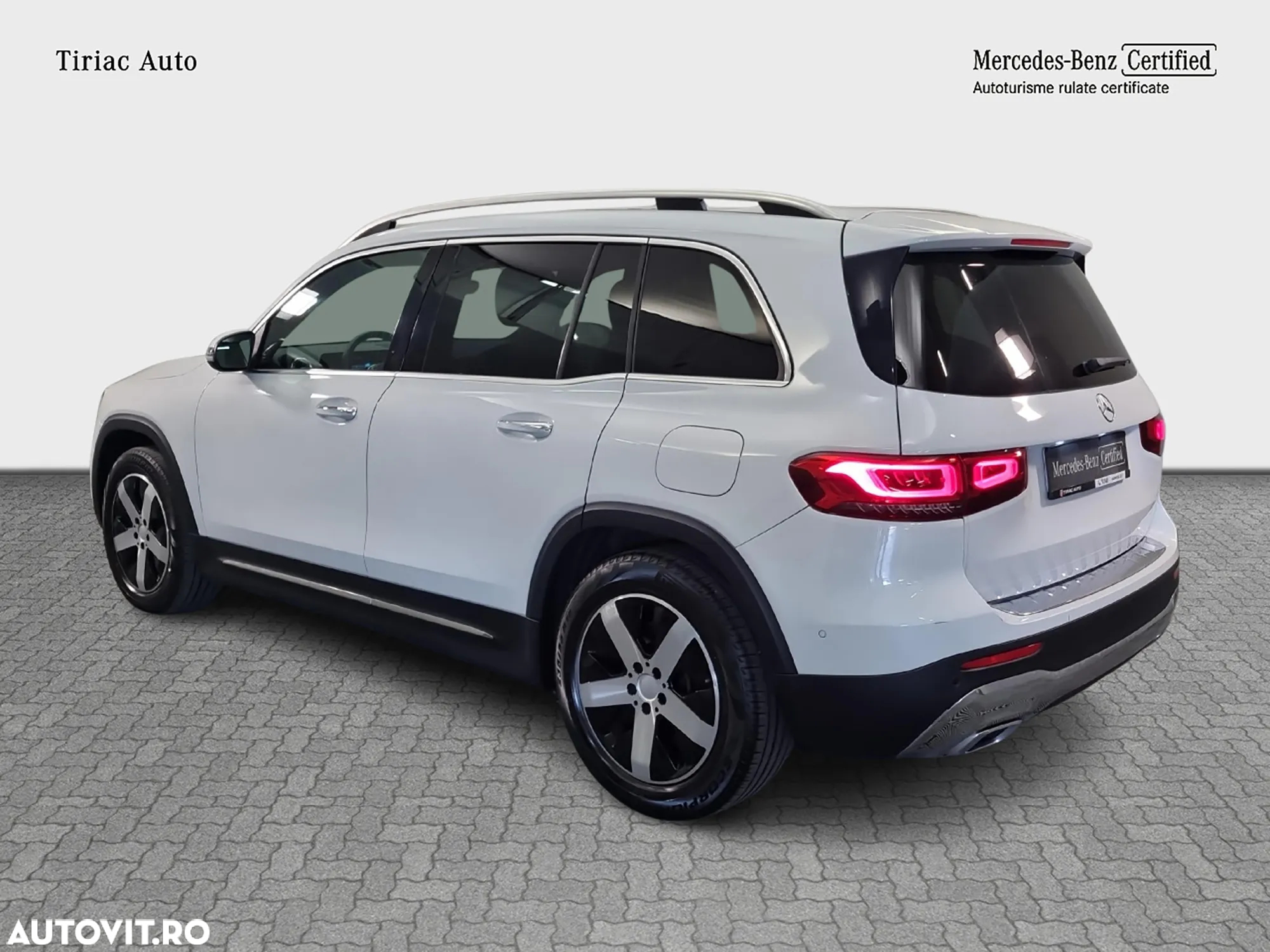 Mercedes-Benz GLB 220 d 4Matic 8G-DCT - 4