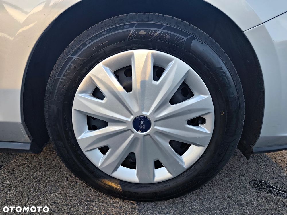 Ford Focus 1.0 EcoBoost Trend Edition - 15