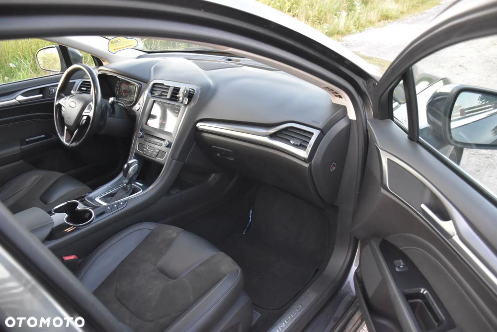 Ford Mondeo 2.0 TDCi Bi-Turbo Titanium PowerShift - 16