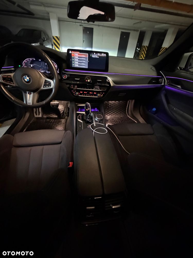BMW Seria 5 520d xDrive mHEV M Sport sport - 18