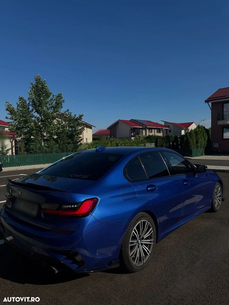 BMW Seria 3 320d xDrive AT M Sport - 2