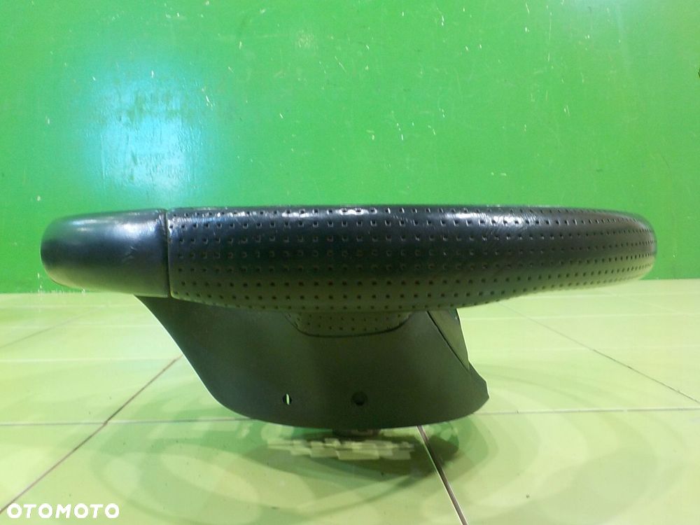 PEUGEOT 308 II GT 1.2 B AUT 16r HB 5D kierownica skorzana 619138220C - 9