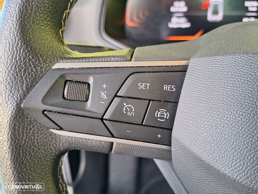 SEAT Arona 1.0 TSI Xperience DSG - 14