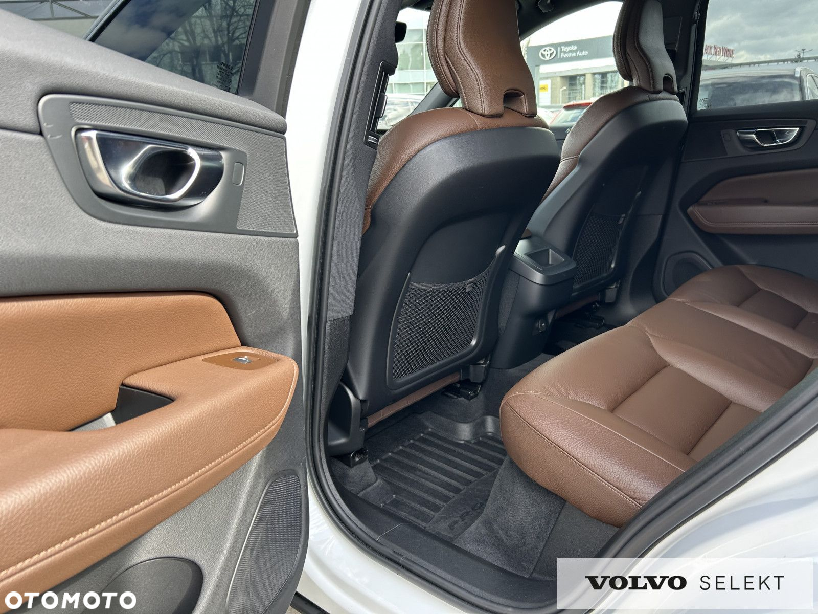 Volvo XC 60 - 26