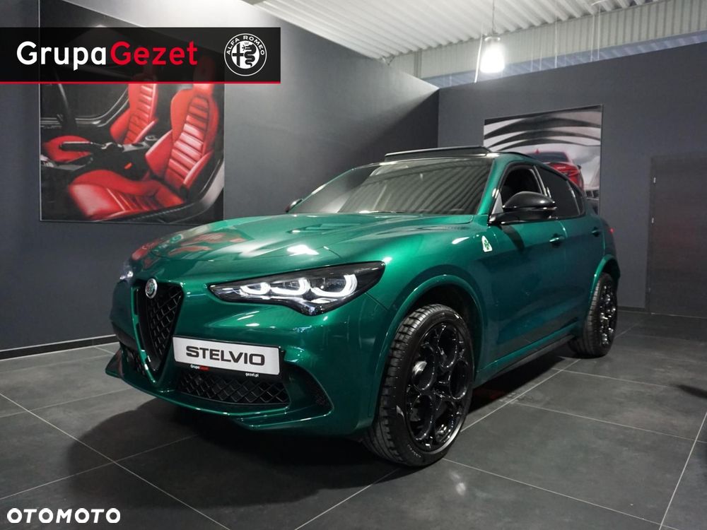 Alfa Romeo Stelvio - 1