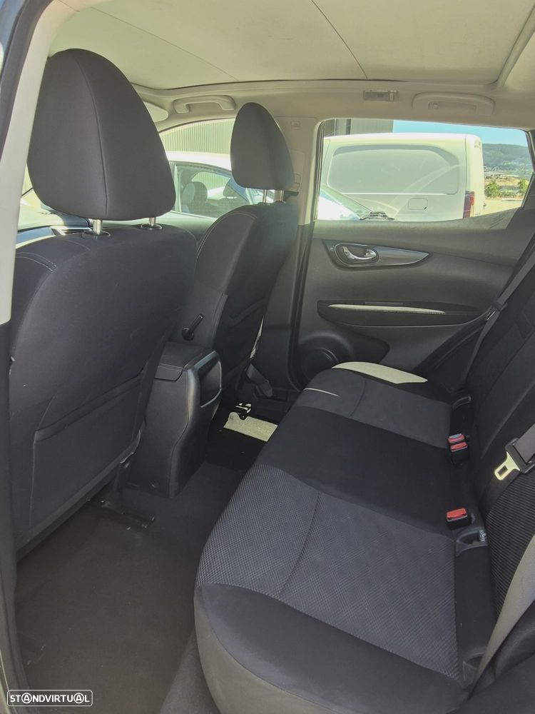 Nissan Qashqai 1.5 dCi N-Connecta - 5