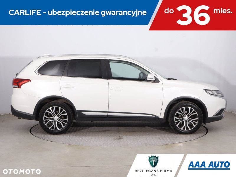 Mitsubishi Outlander - 8