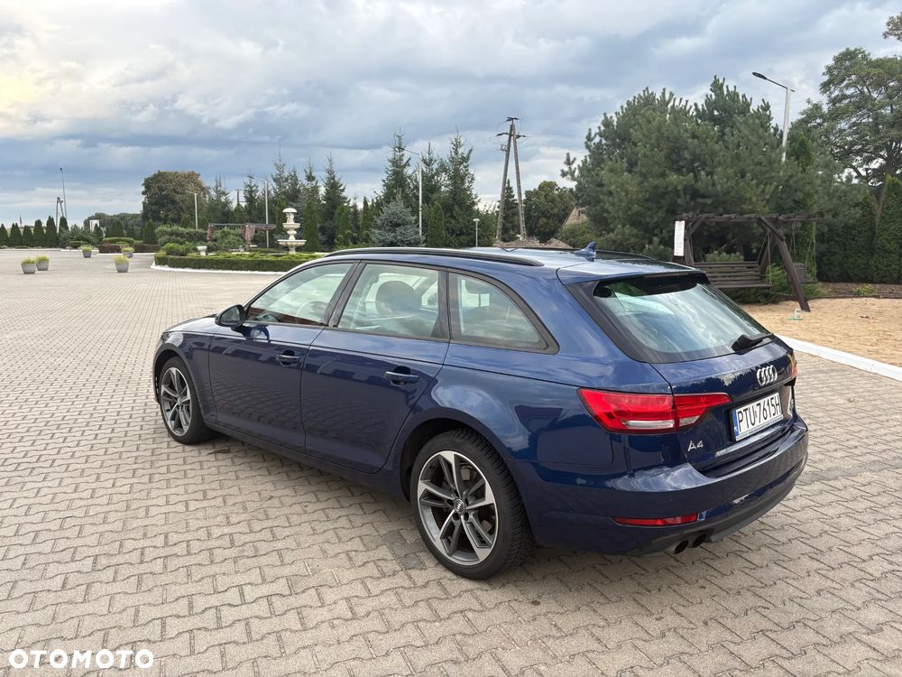 Audi A4 Avant 2.0 TDI Quattro S tronic - 8