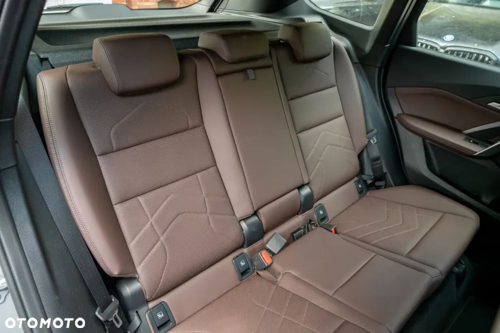 BMW X1 sDrive20d mHEV - 31