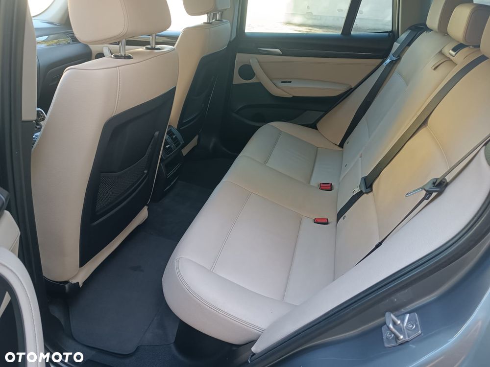 BMW X3 xDrive20d - 24