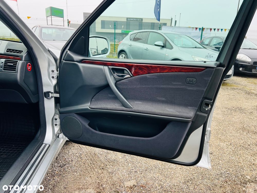 Mercedes-Benz Klasa E - 30