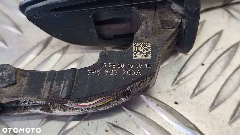 VW TOUAREG 7P II 10-18 KLAMKA KEYLESSGO KESSY LM7W PRAWA 7P6837206F LEWA 7P6837205F - 14