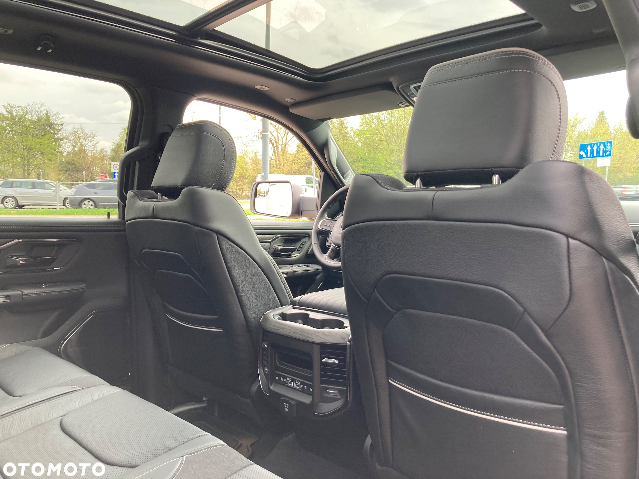 Dodge RAM 1500 5.7 4x4 - 26