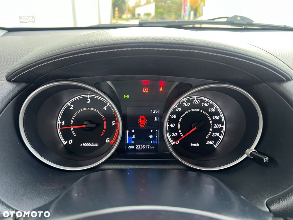 Mitsubishi Outlander 2.0 DI-D 4WD Intense - 6