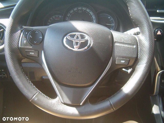 Toyota Auris - 31
