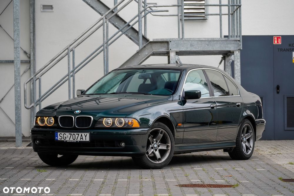 BMW Seria 5 525i - 6