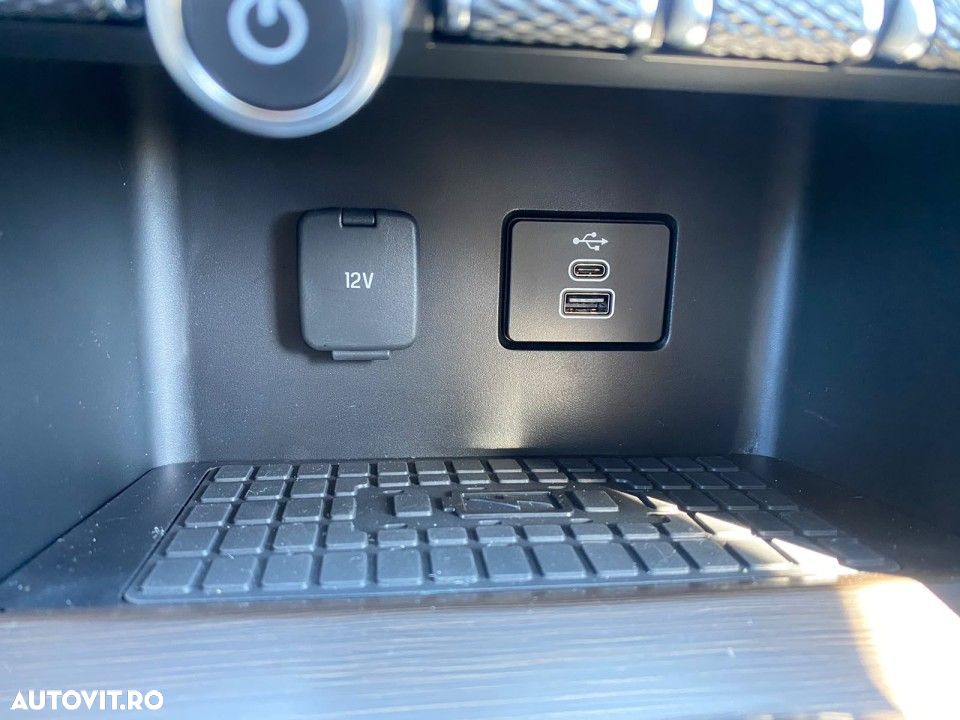 Volkswagen Amarok - 27