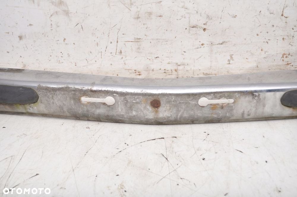 MERCEDES W123 ZDERZAK PRZÓD PRZEDNI - 10