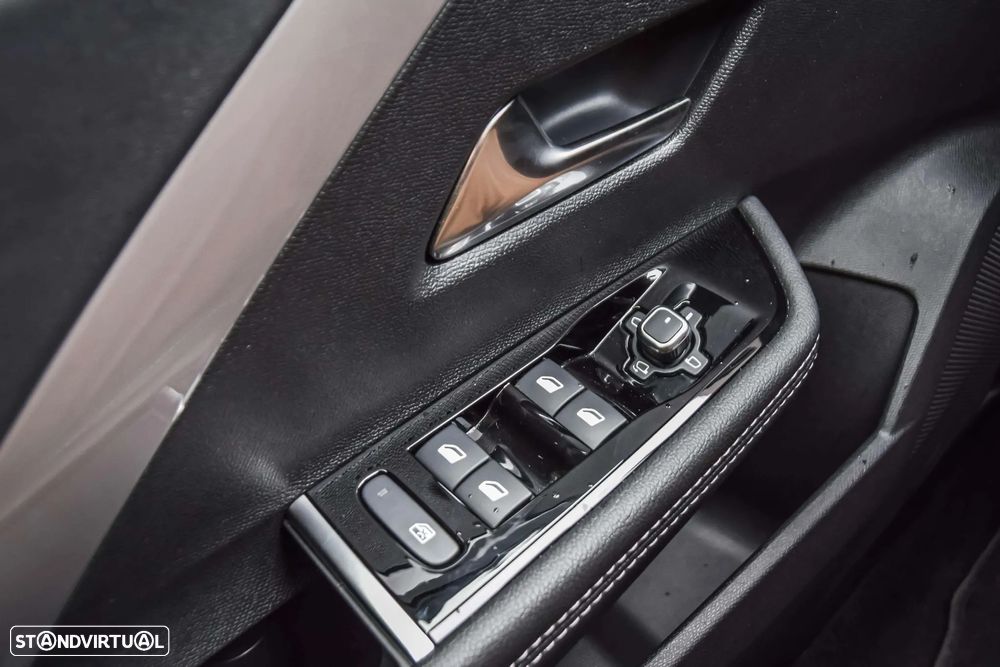 Opel Astra Sports Tourer 1.2 T GS Line - 19