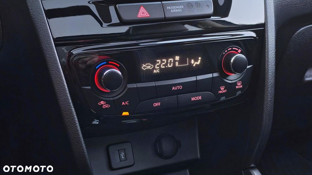 Suzuki Vitara 1.4 Boosterjet Hybrid Comfort+ - 31