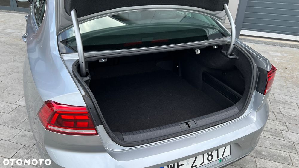 Volkswagen Passat 2.0 TDI EVO Business DSG - 13