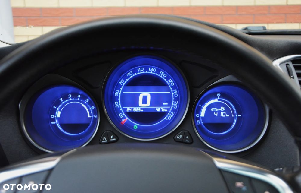 Citroën C4 HDi 150 Exclusive - 10