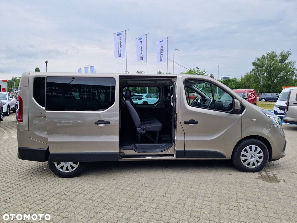 Renault Trafic - 13