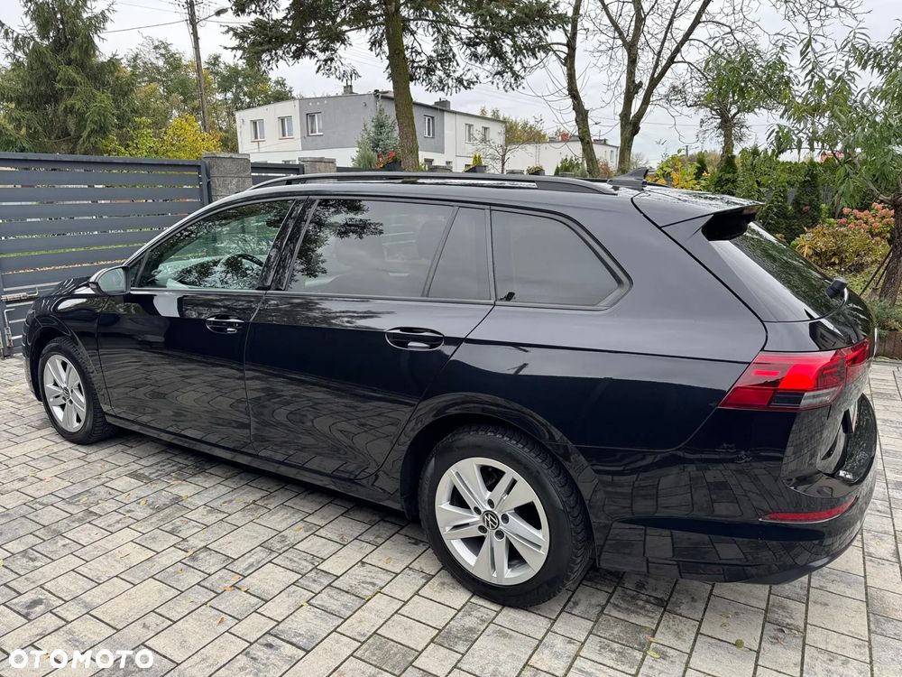 Volkswagen Golf VIII 2.0 TDI Life DSG - 4